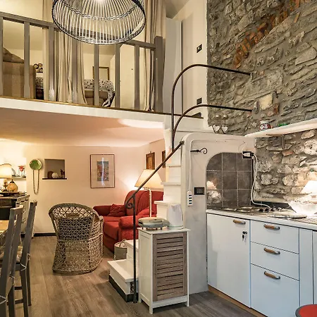 Appartamento Petrella's Point With Ac Vernazza