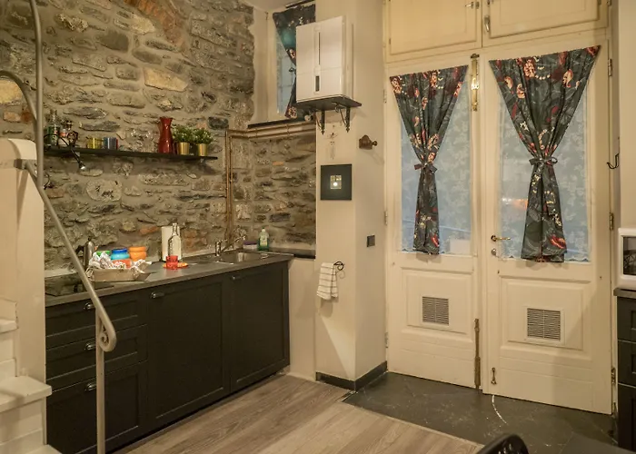 Petrella's Point With Ac Appartement