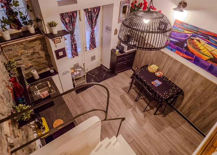 Petrella's Point With Ac * Vernazza