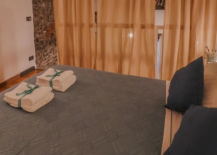 Petrella's Point With Ac