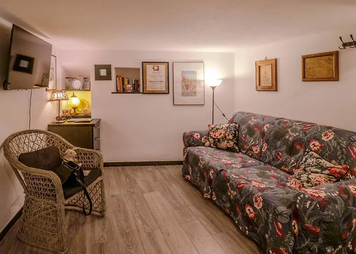 Petrella's Point With Ac Vernazza