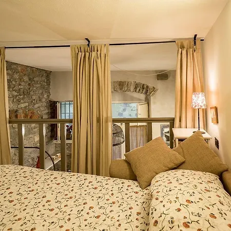 Petrella's Point With Ac Apartman *