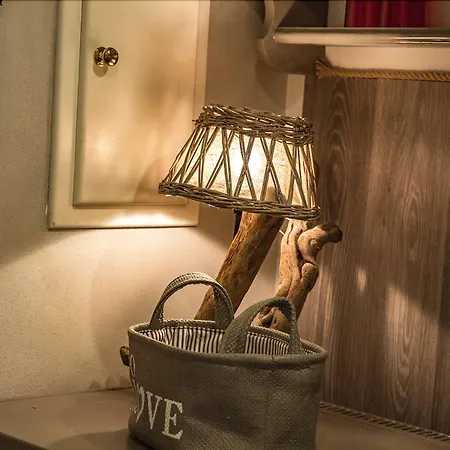 Petrella's Point With Ac